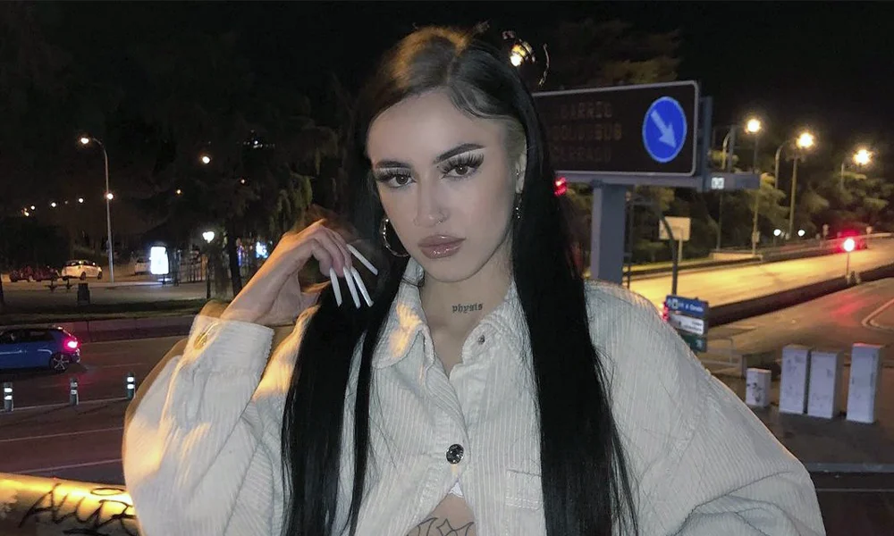 Alba Moreno Fisica Quien Es