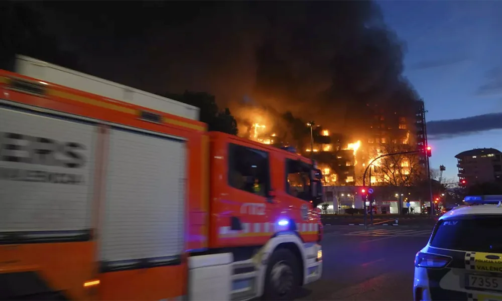 Incendio Villajoyosa Tres Muertos Y Quince Heridos En Alicante