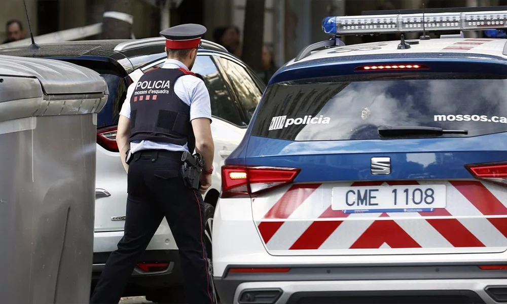 Los Mossos registran la Federación Catalana Fútbol Los Mossos Registran La Federacion Catalana Futbol