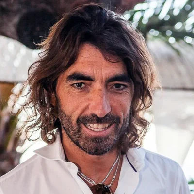 Quien Es Javier Hidalgo