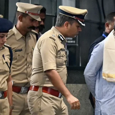 Turista Española Violada Por 7 Hombres En India